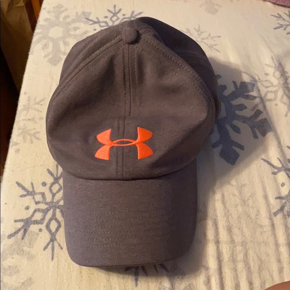 Under armor hat